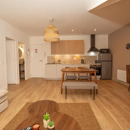 Le Zenith - Un Havre De Paix A *